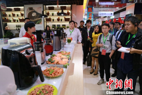 国美投资者：场景体验刺激消费者重回实体零售